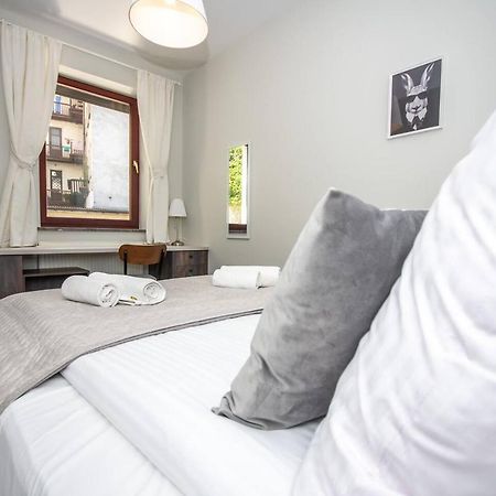 Inpoint 2-Bedrooms Apartment With Private Garden And Free Parking Краков Экстерьер фото